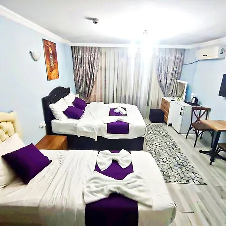Aparthotel Taksim Rozenda 3*